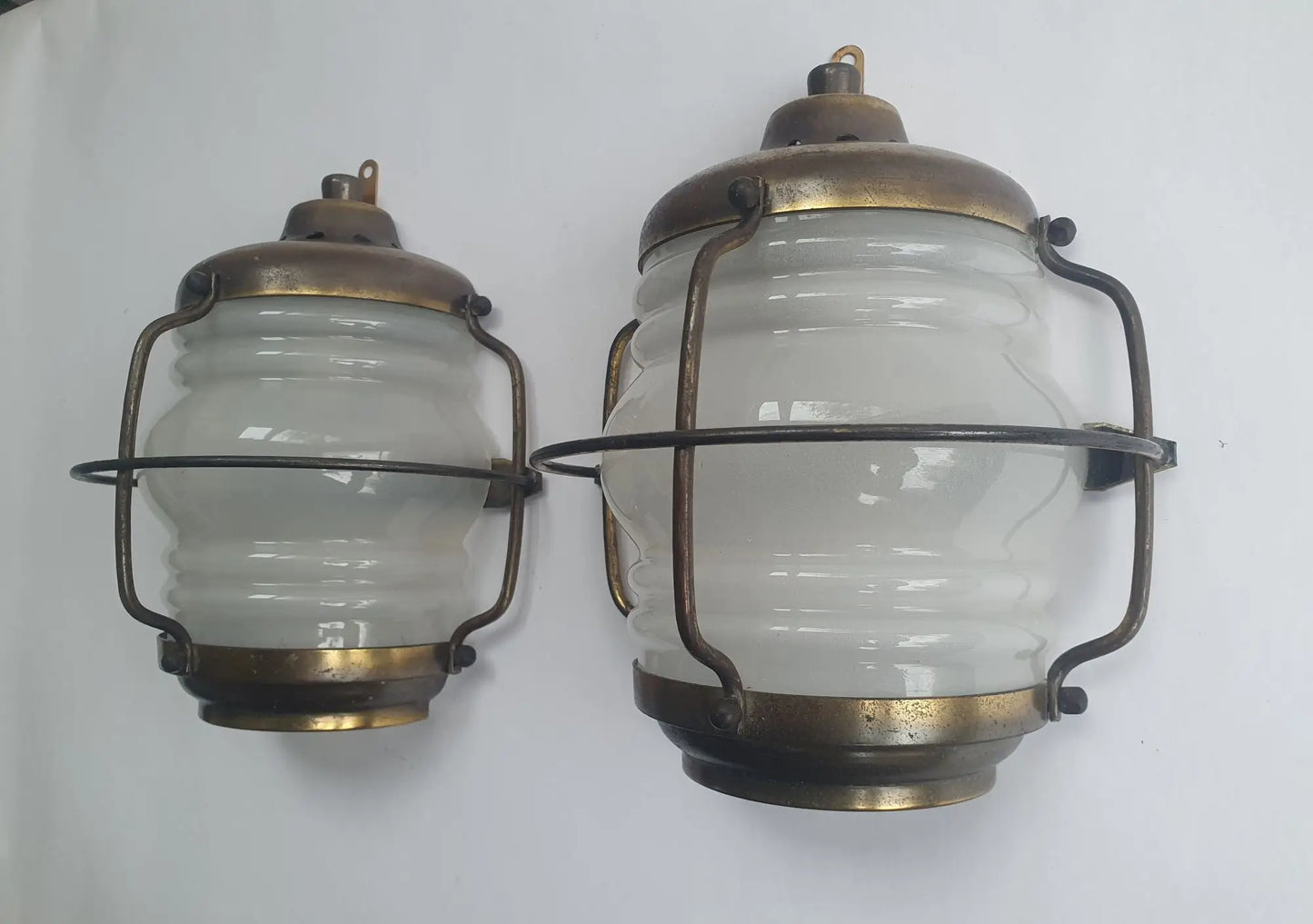 paire-appliques-murales-anciennes-style-lanterne-marine-hublot-industrielle-6