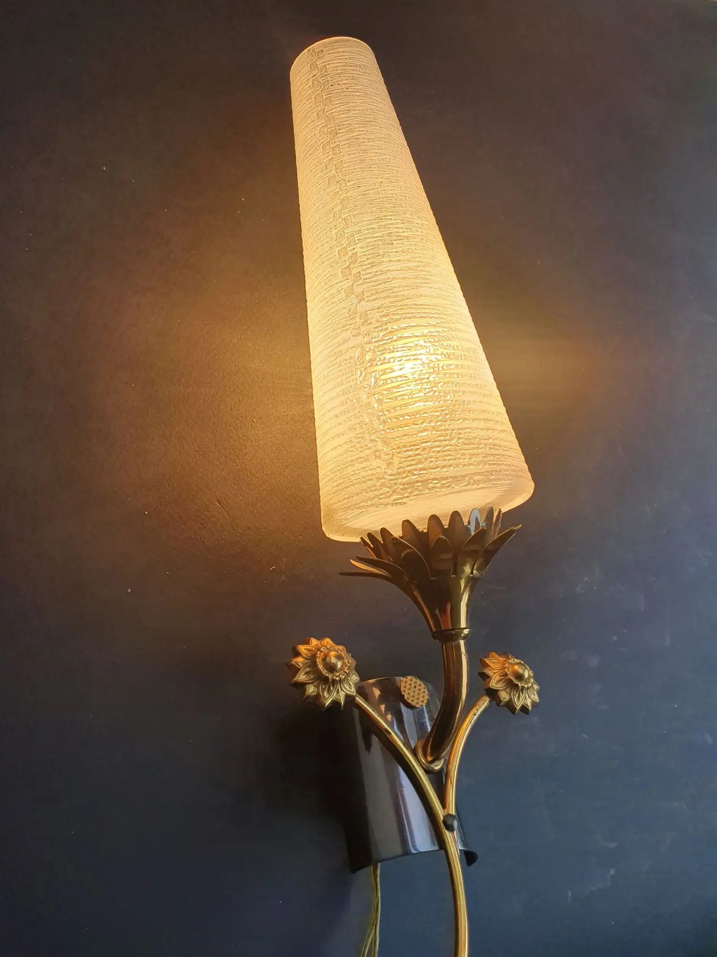 paire-appliques-murales-art-deco-anciennes-vintage-france-allumee-2