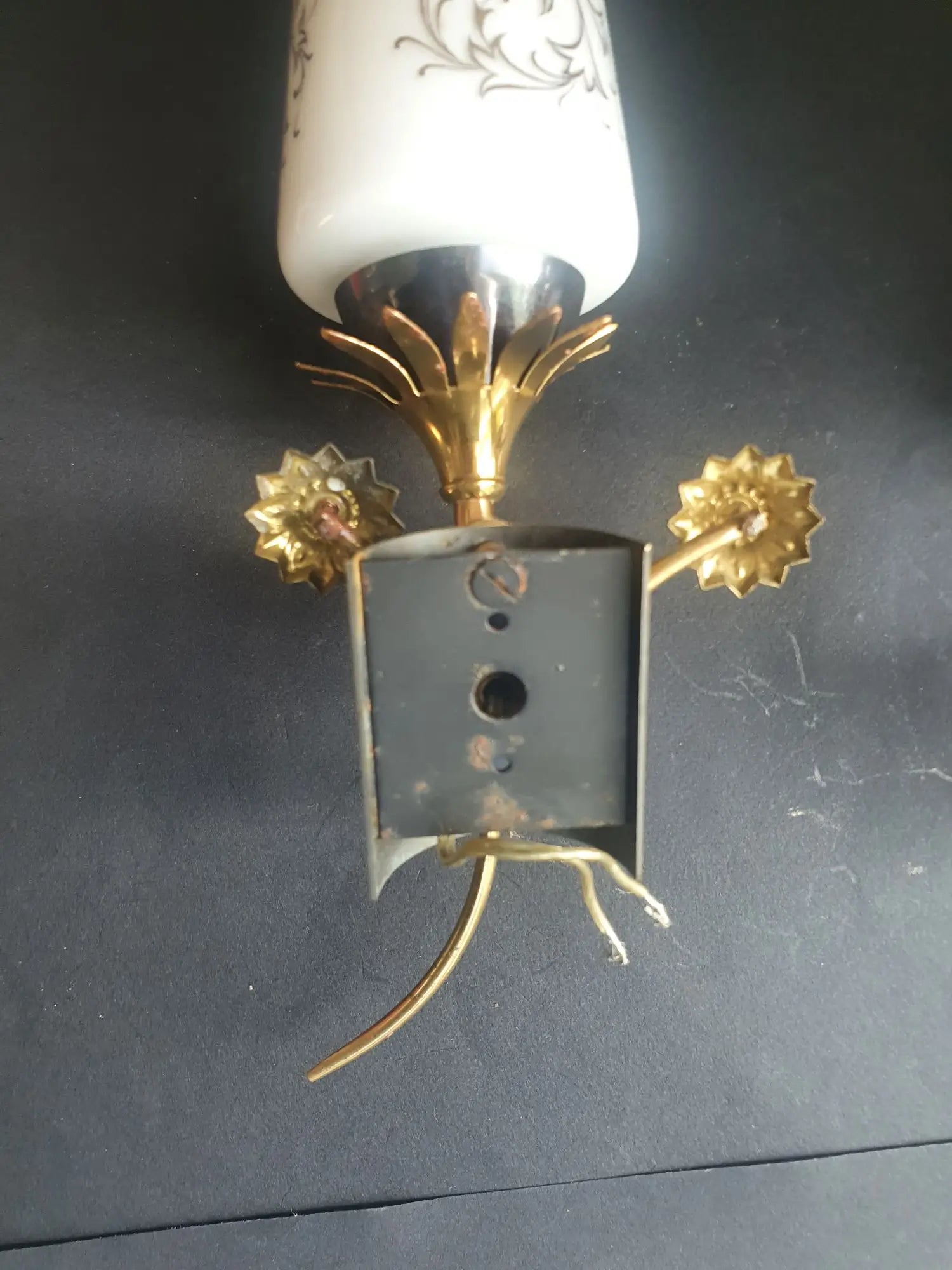 paire-appliques-murales-art-deco-annees-60-arriere