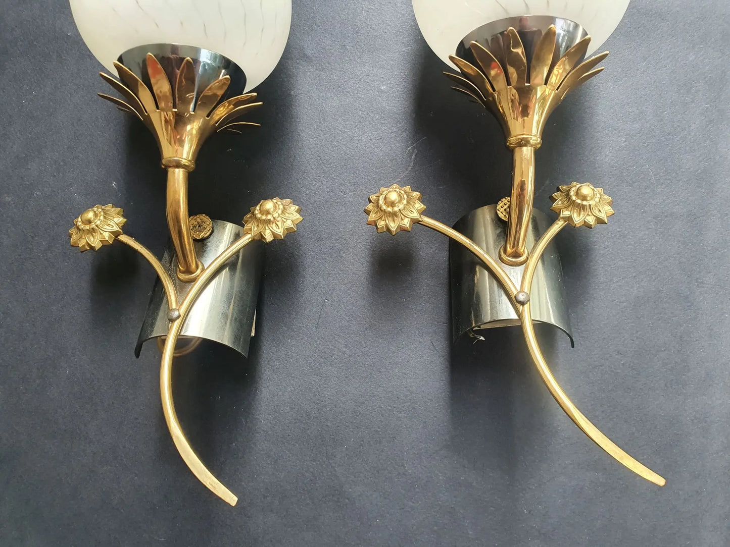 paire-appliques-murales-art-deco-annees-60-vintage-anciennes-design-detail-2