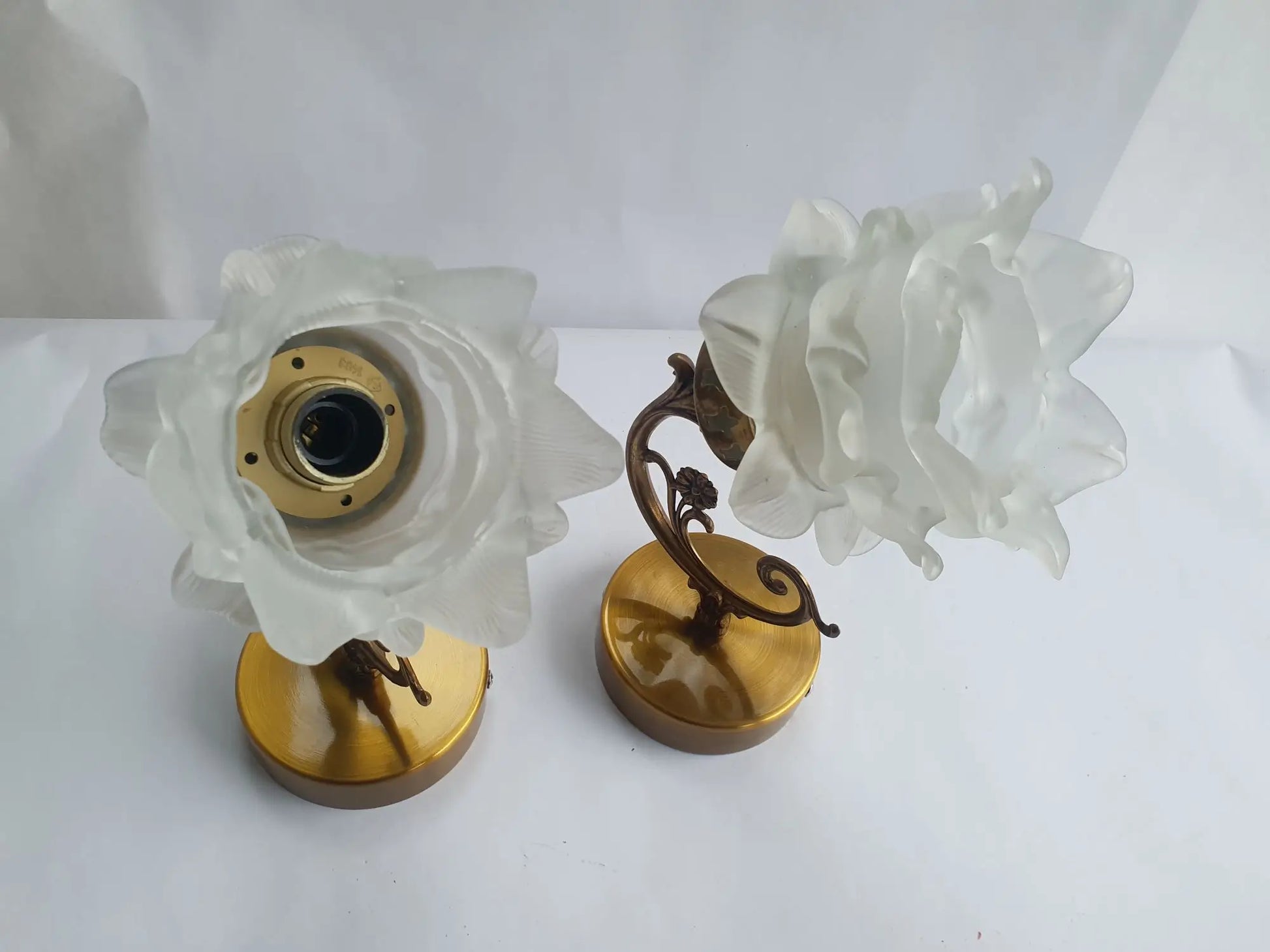 paire-appliques-murales-art-deco-roses-annees-50-vintage-france-dessus