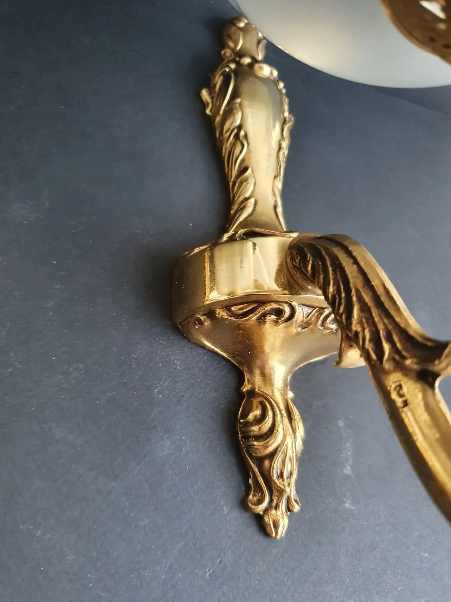 paire-appliques-murales-bronze-empire-napoleonIII-anciennes-tete-lion-detail-4