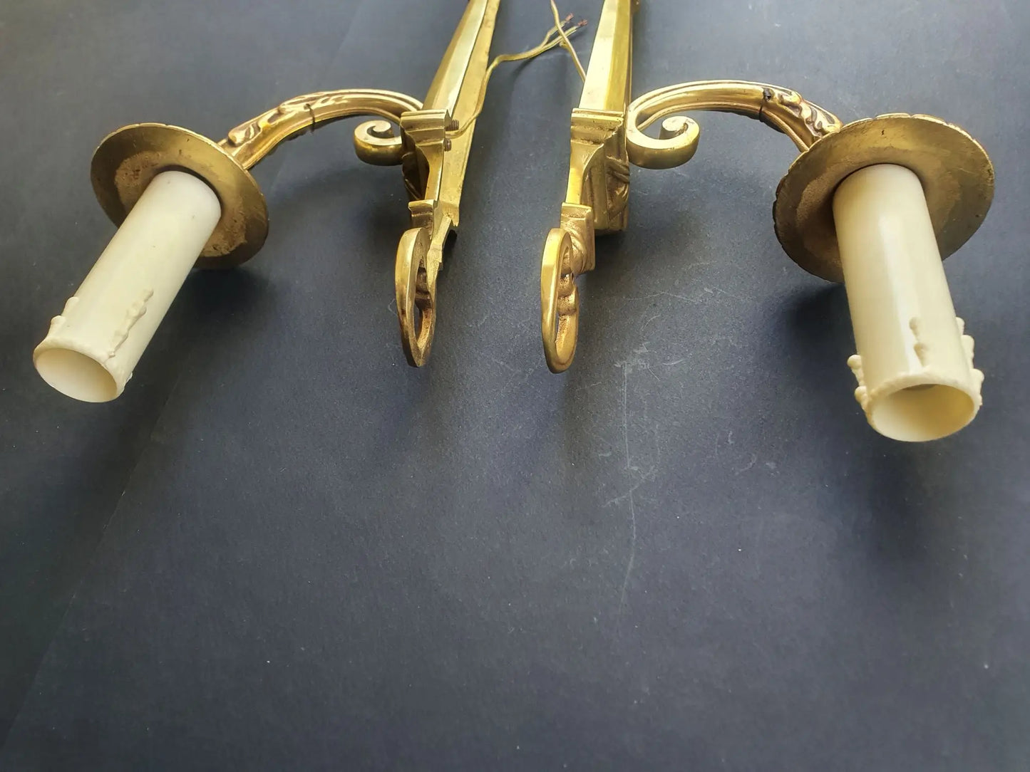 paire-appliques-murales-bronze-style-empire-napoleoniii-neoclasique-vintage-anciennes-dessus
