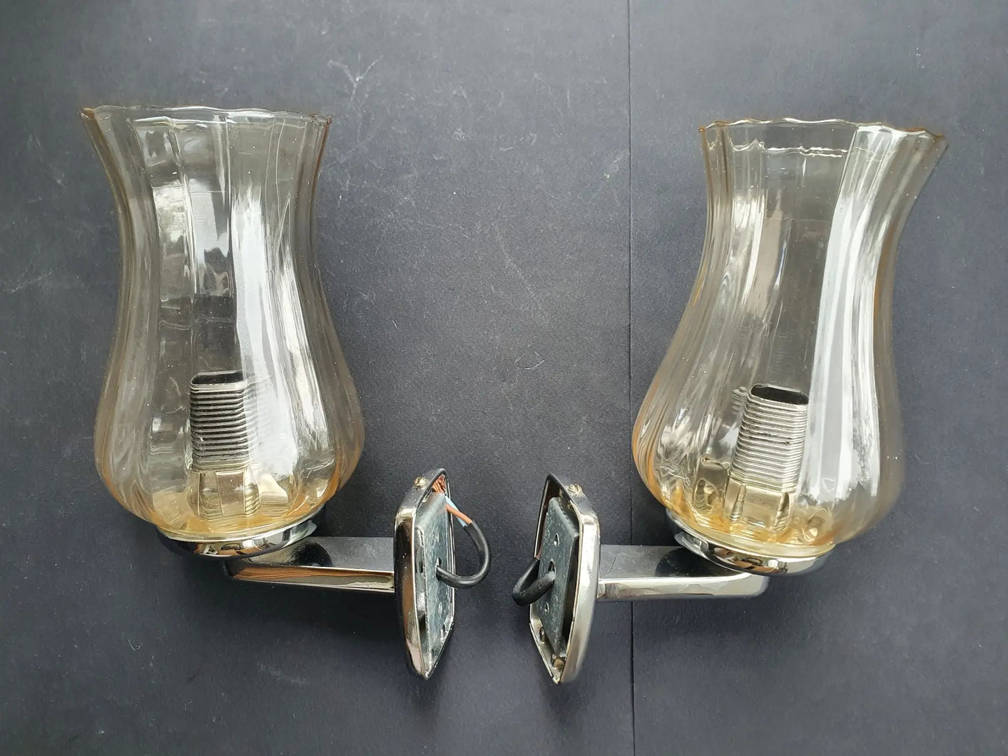paire-appliques-murales-chromees-vintage-anciennes-salle-de-bain-cote-1
