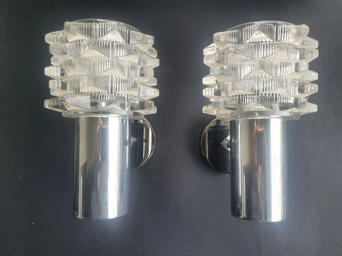 paire-appliques-murales-chromees-vintage-annees-70-face