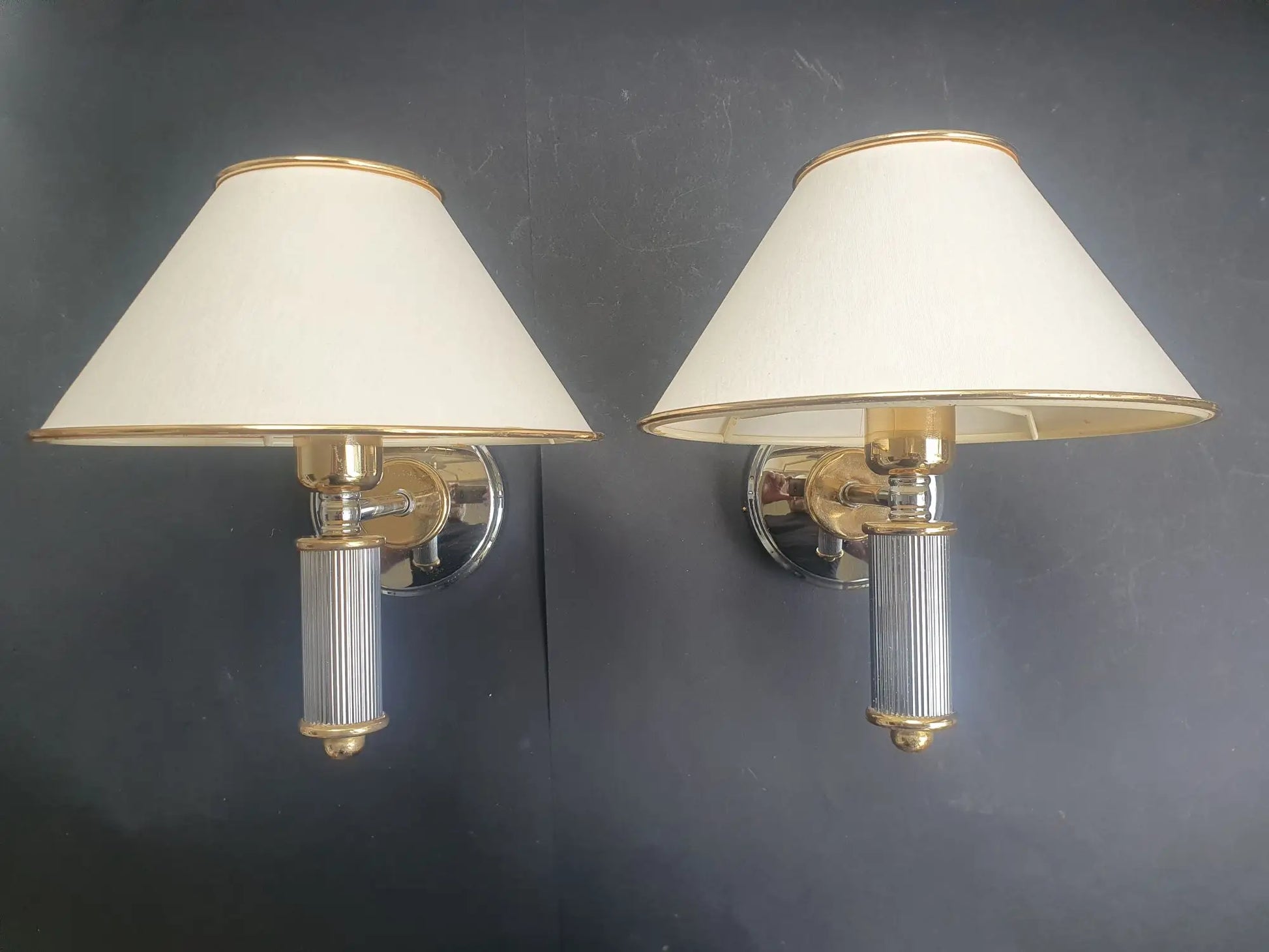 paire-appliques-murales-dorees-chromees-vintage-3