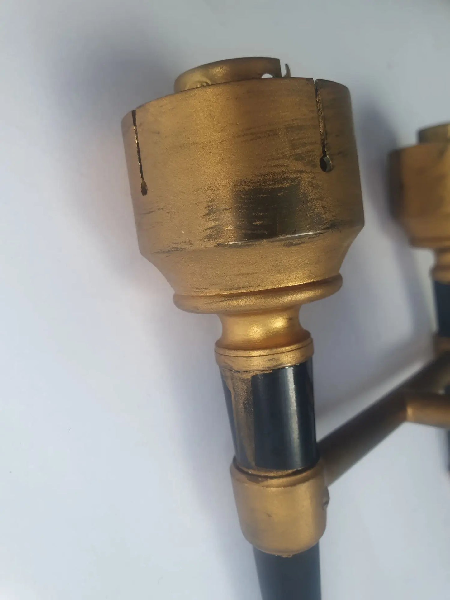 Paire d'appliques murales double lumières dorées flambeau style Empire