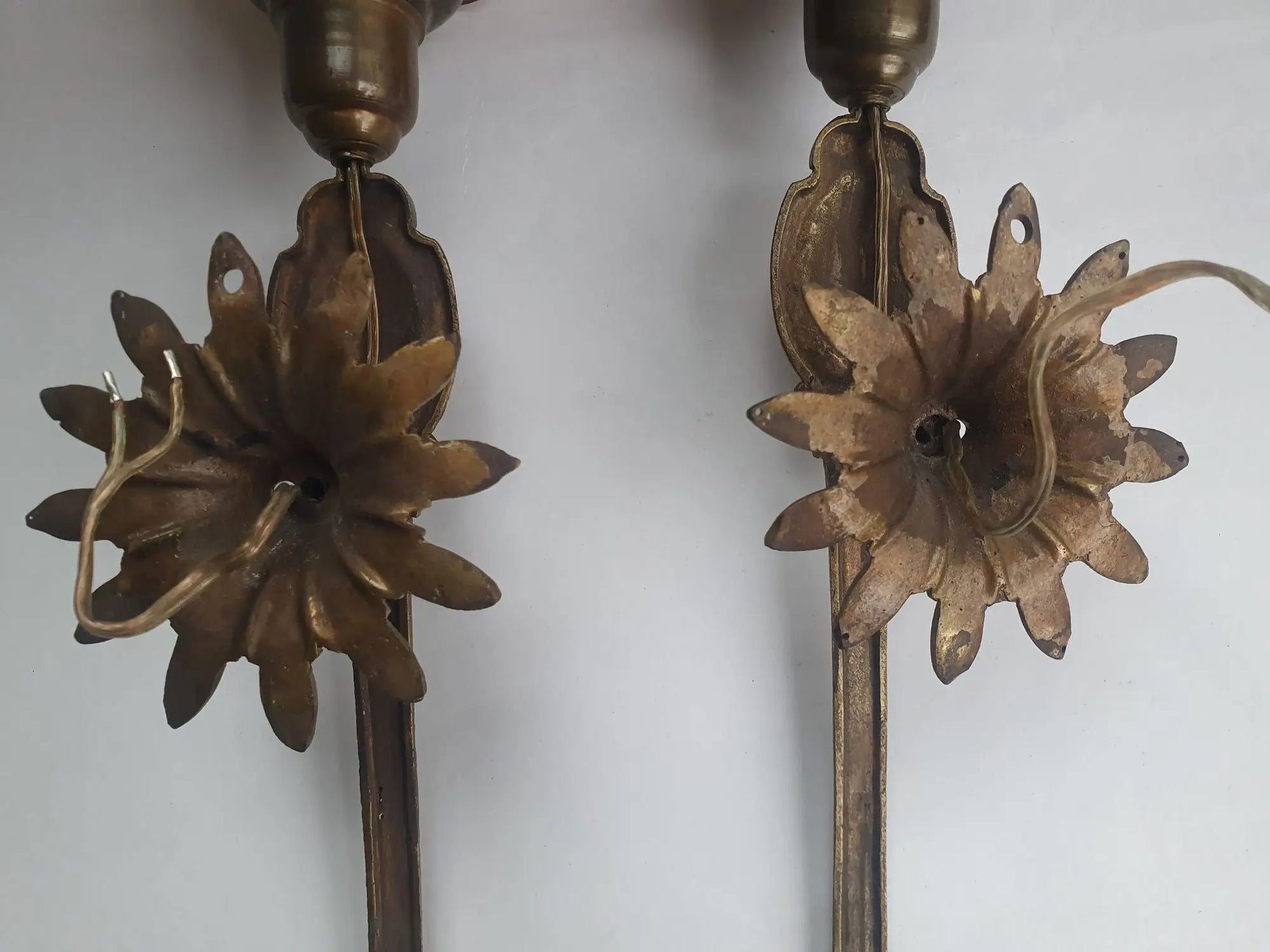 paire-appliques-murales-grandes-torche-fleurs-anciennes-arriere-2