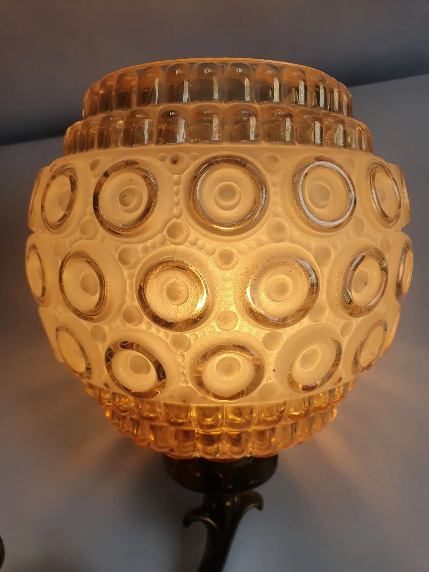 paire-appliques-murales-grandes-vintage-france-allumee-2