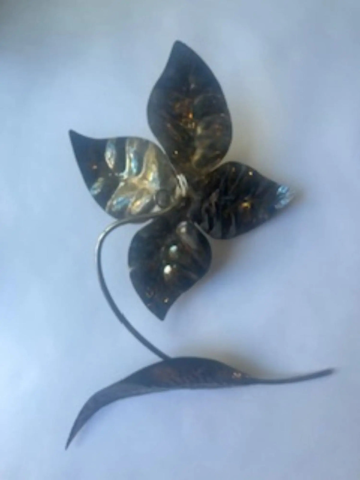 paire-appliques-murales-metal-argente-fleur-annees-1970-vintage-design-signee-arriere-2