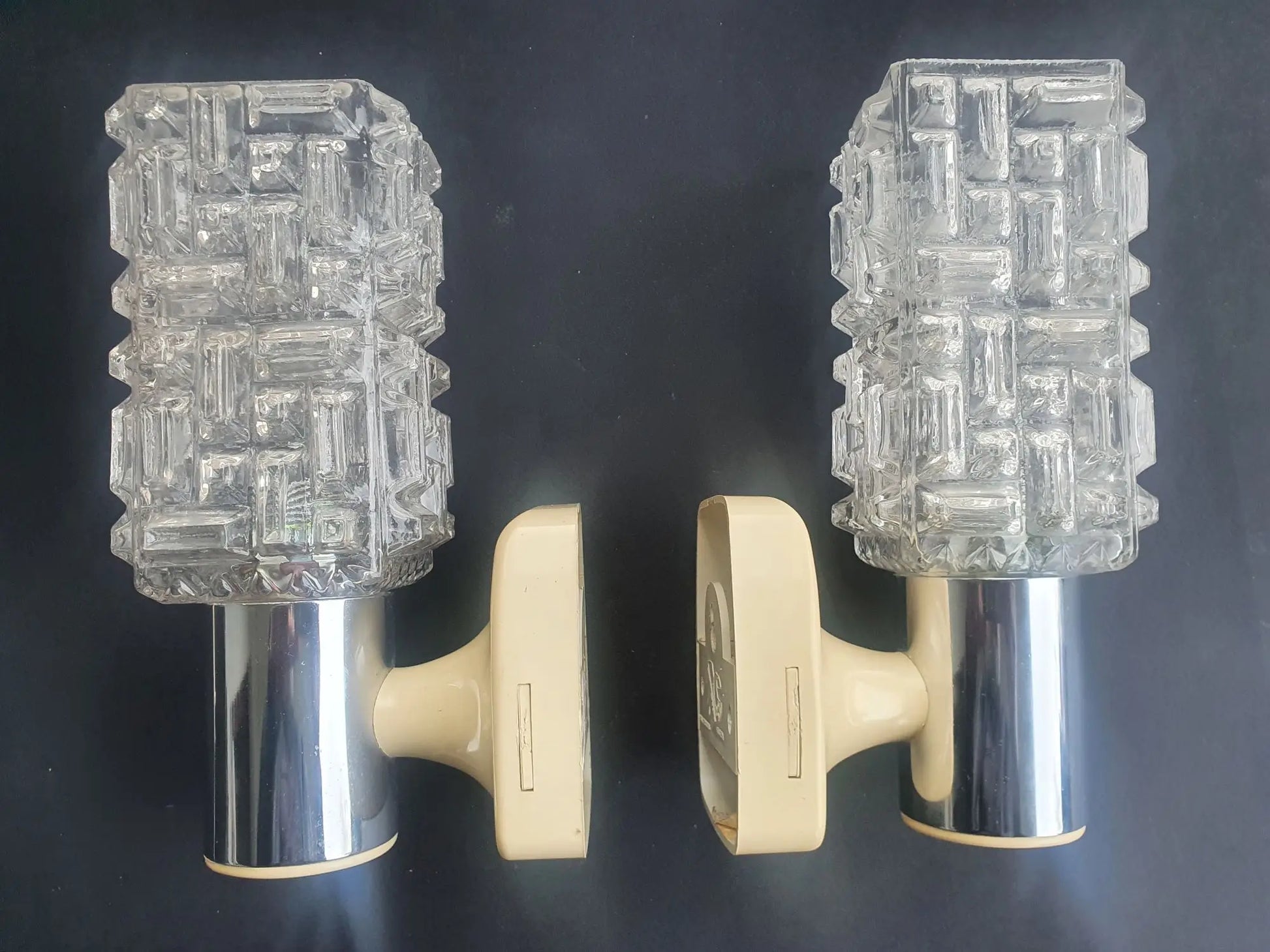 paire-appliques-murales-targetti-annees-70-italie-cote-2