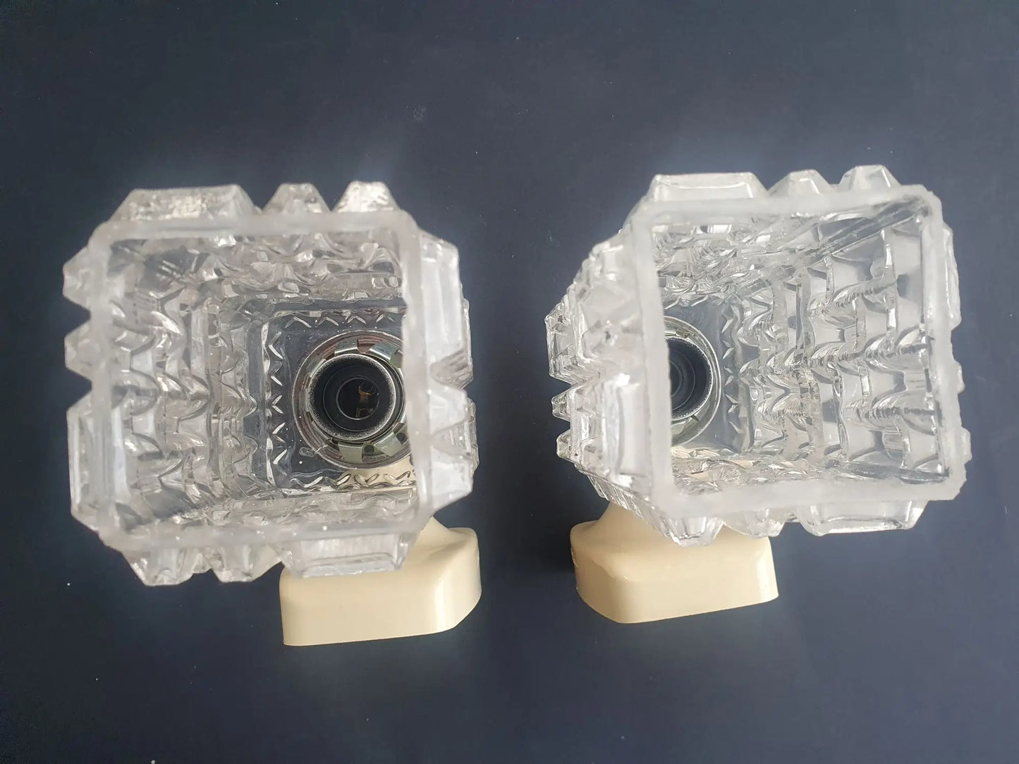 paire-appliques-murales-targetti-annees-70-italie-dessus