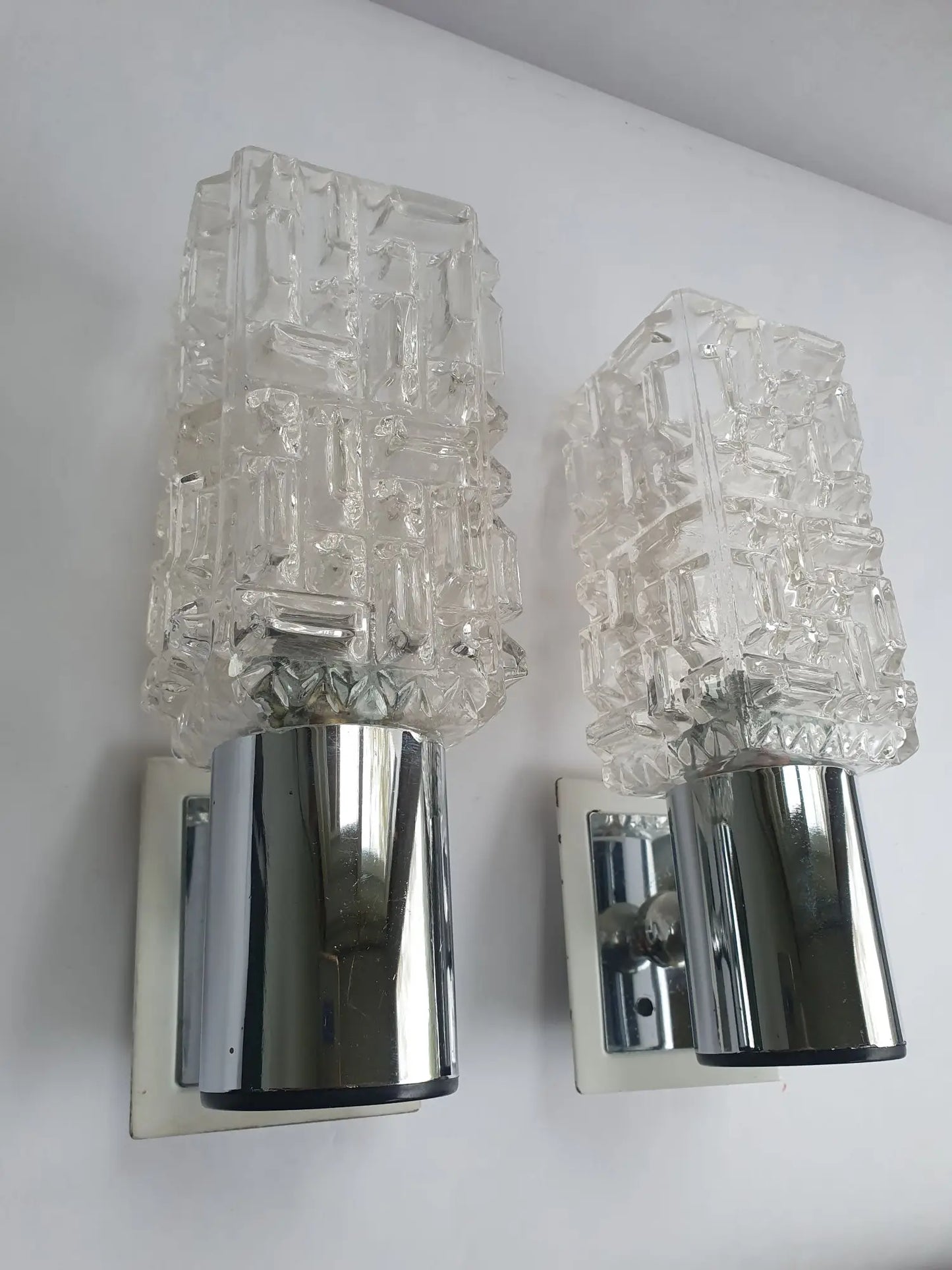 paire-appliques-vintage-chromees-globes-carres-italiennes-targetti-1970-cote