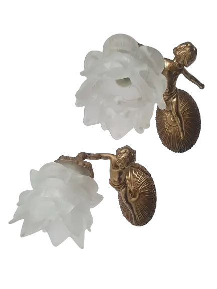 paire-appliques-vintage-dorees-cherubin-roses-opalines