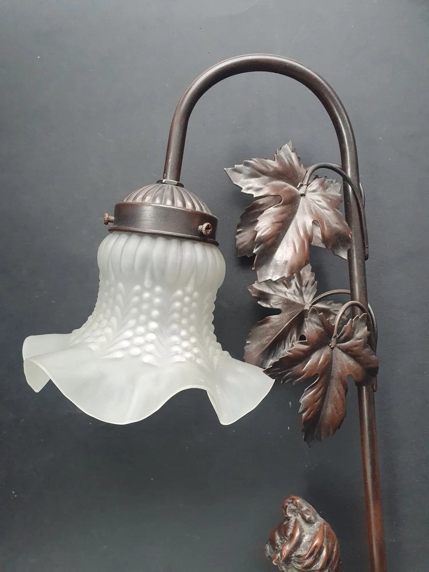 paire-lampes-de-table-style-art-deco-decoratives-vintage-detail-7