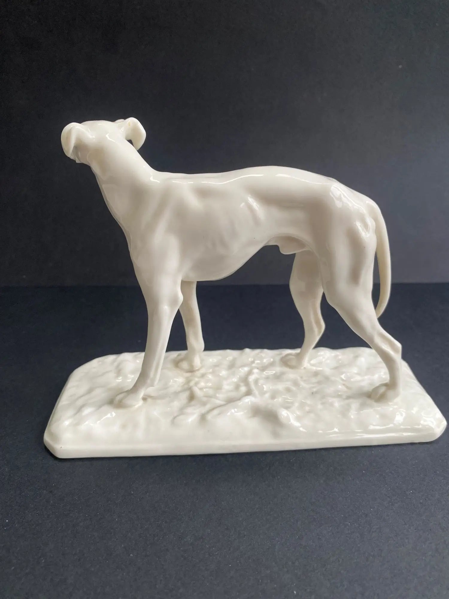 sculture-levier-porcelaine-nymphenburg-signe-pjmene-4