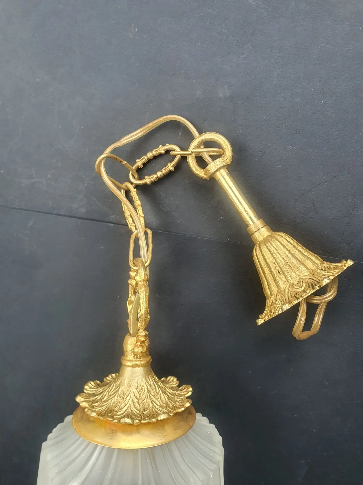 suspension-baladeuse-art-deco-skyscraper-ancienne-detail-3