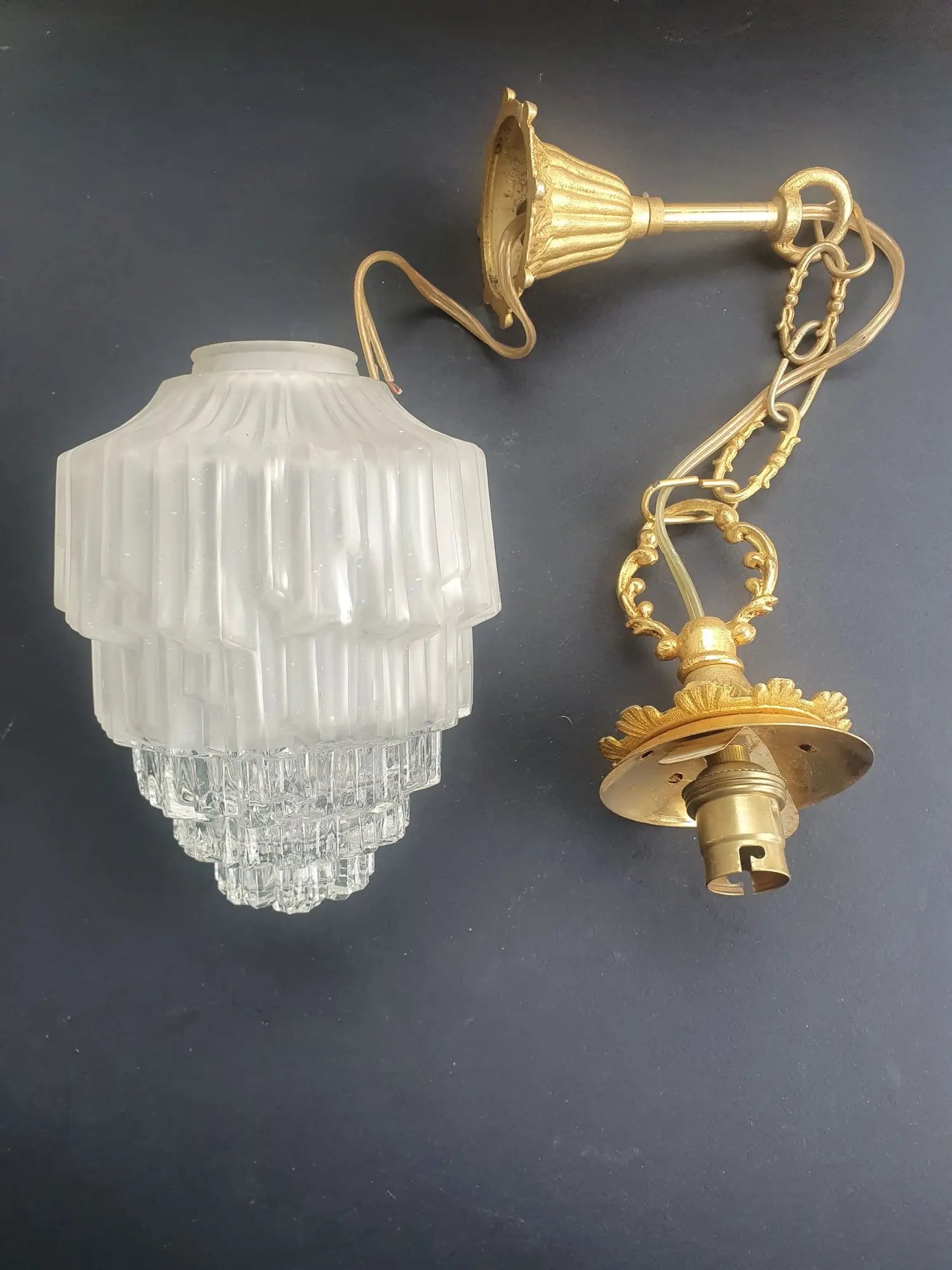 suspension-baladeuse-art-deco-skyscraper-ancienne-detail-6