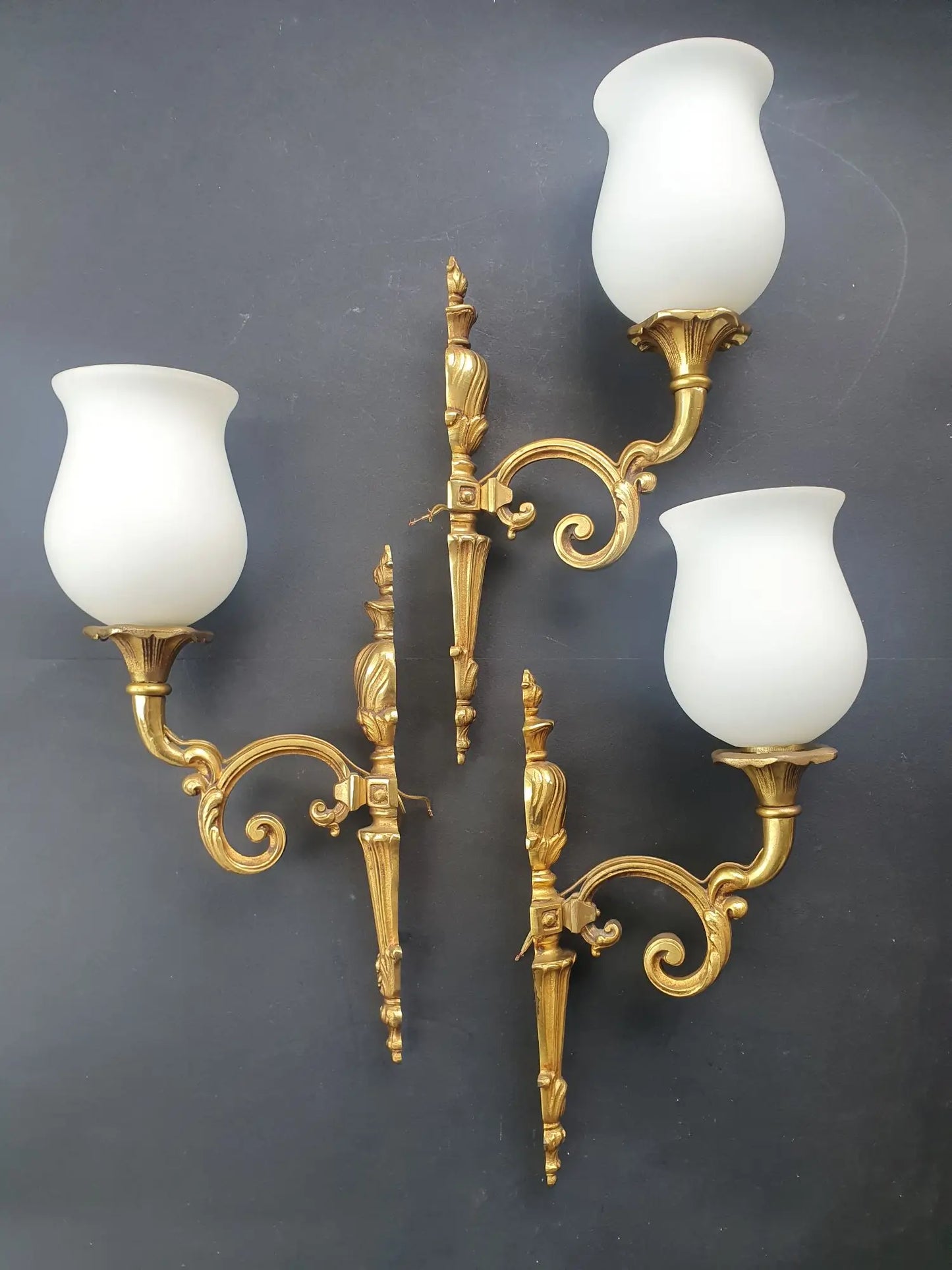 trois-grandes-appliques-murales-flambeau-torche-vintage-anciennes-dore