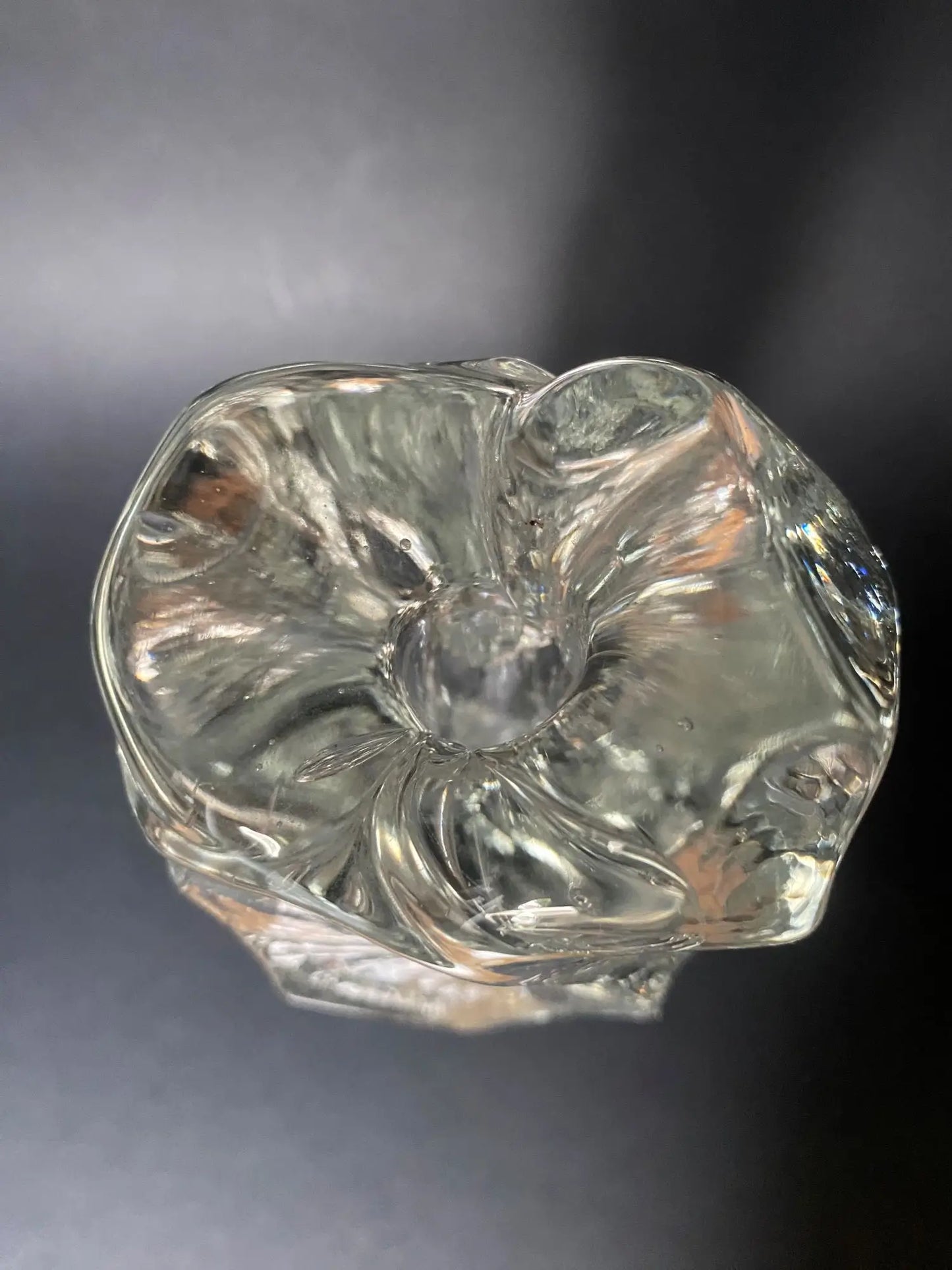 vase-cristal-vintage-annees-1970-anciene-soliflore-dessus